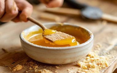 Как сделать столярный клей своими руками: простые рецепты для мастерской