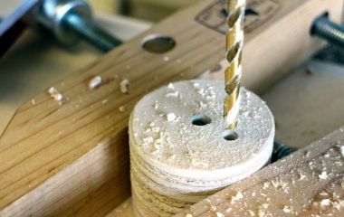 Сверление древесины и разновидности свёрл