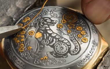 Как создавать качественные деревянные карнизы и багеты: от заготовки до отделки