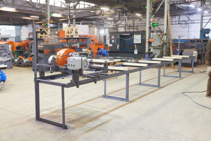 Двухпильный кромкообрезной станок  «ТРИУМФ» СКР 2 Classic