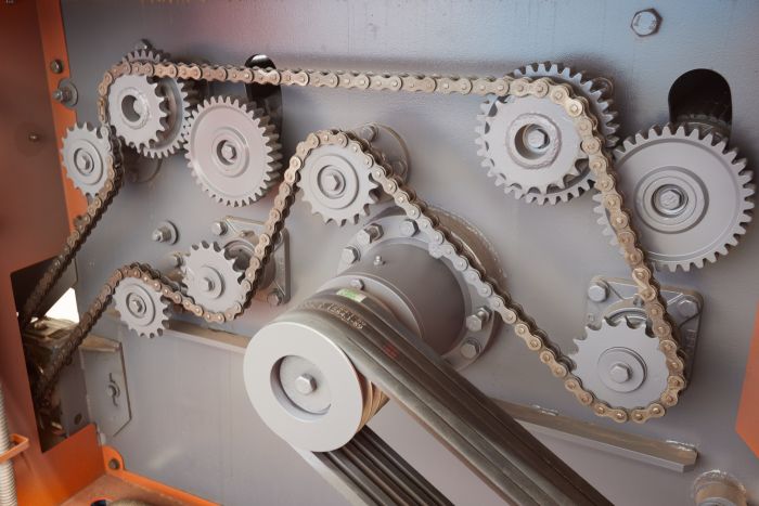 Многопильный одновальный кромкообрезной станок  «ТРИУМФ» М1000