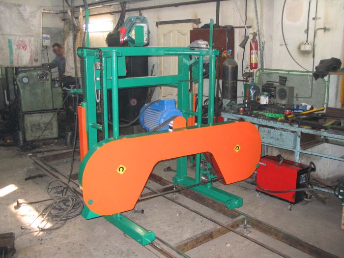 Пилорама ленточная горизонтальная электрическая Алтай-1000