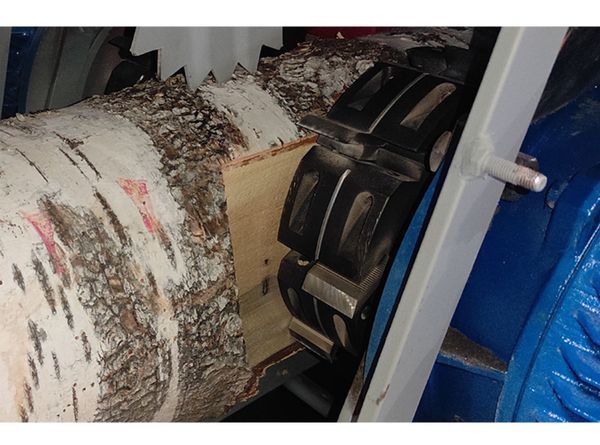 Станок для переработки тонкомера СПТ-280т