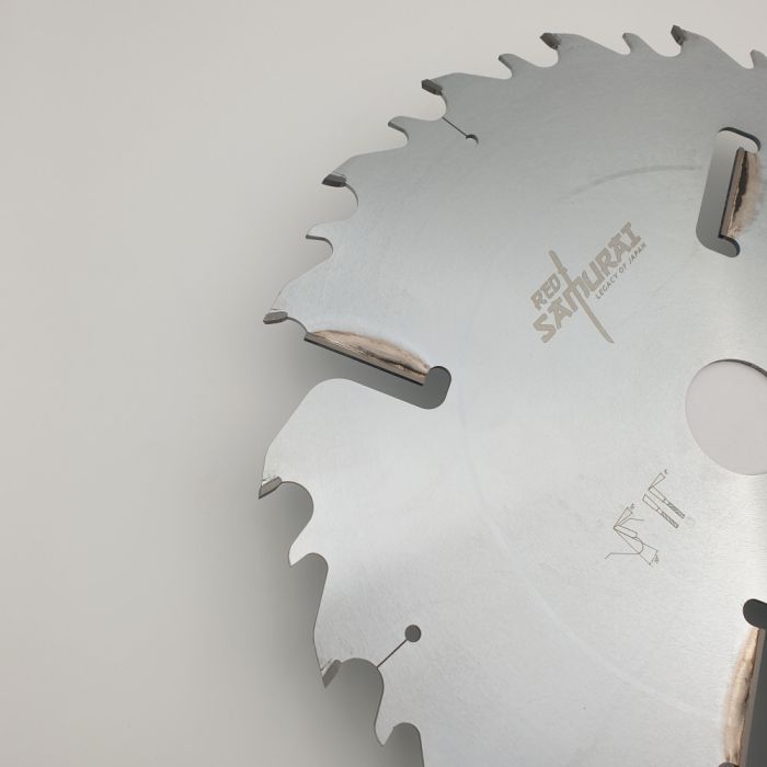 Пильный диск для многопильных станков 400x50x4.2/2.8x18+4 WZ RED SAMURAI